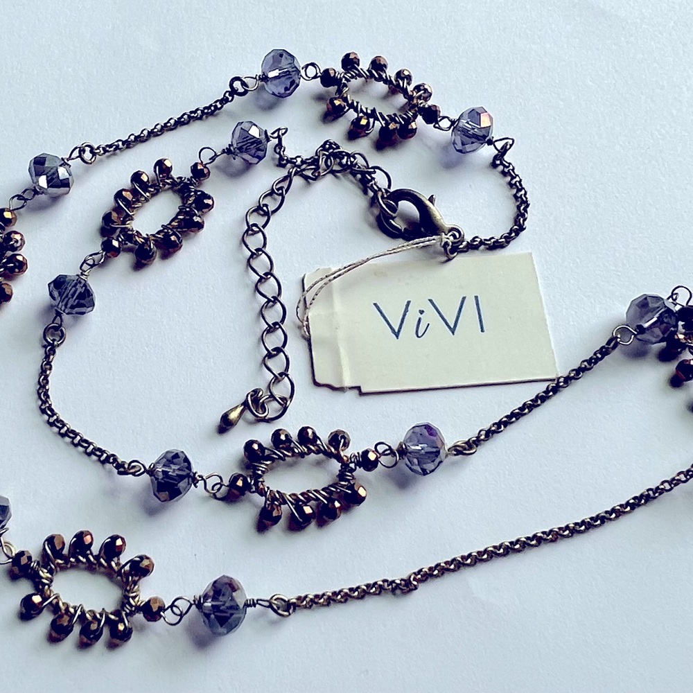 💜Faceted Iridescent Purple & Copper Genuine Crystal Necklace with Brass Accents - Picture 4 of 6